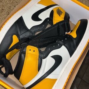 Air Jordan One Retro High